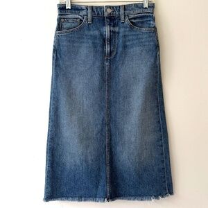 Joes Jeans Rhapsody Wash Slim Knee Length Denim skirt 5 pocket Zipper Raw hem